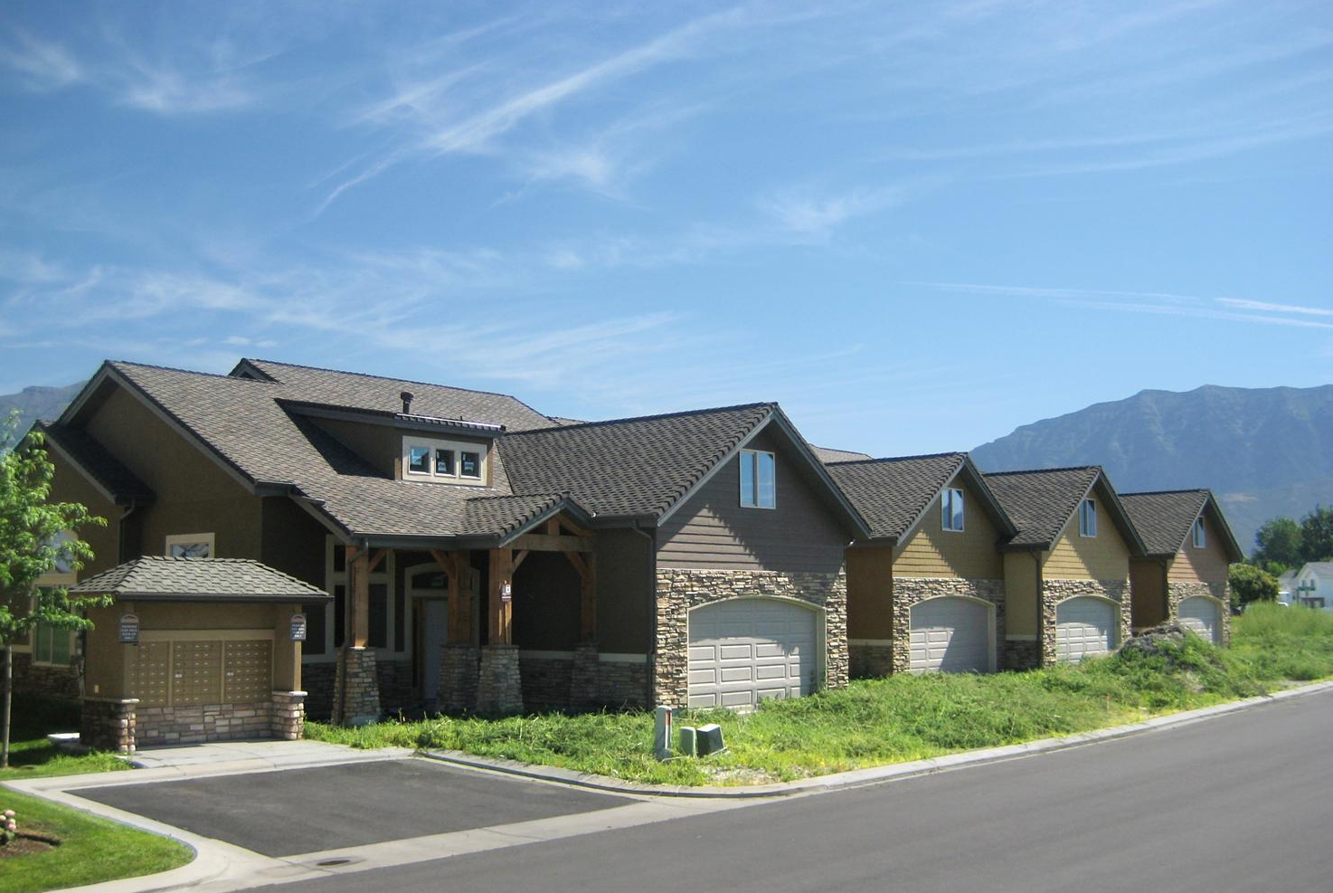 SOLD: BANK OWNED: Unfinished Townhome 4 Plex on Sleepy Ridge Golf Course SOLD: BANK OWNED: Unfinished Townhome 4 Plex on Sleepy Ridge Golf Course